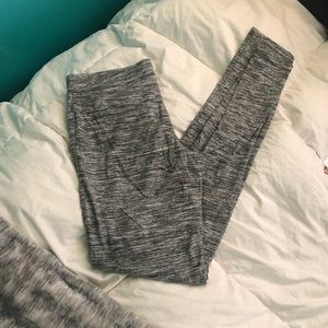 Gray Express Leggings
